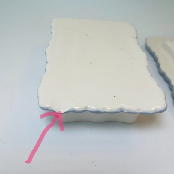 Gator Mold Co. Blue & White Rectangular Porcelain Trinket Box Lid Floral design - Picture 9 of 10